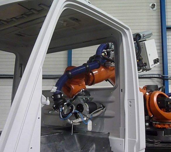 Robotic sanding - trucks cabs - GEBE2